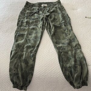 Anthropologie 100% Tencel jogger camo pants
